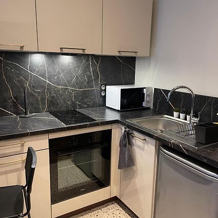 Appartement Au Coeur Du Centre Ville De 카르카손 외부 사진