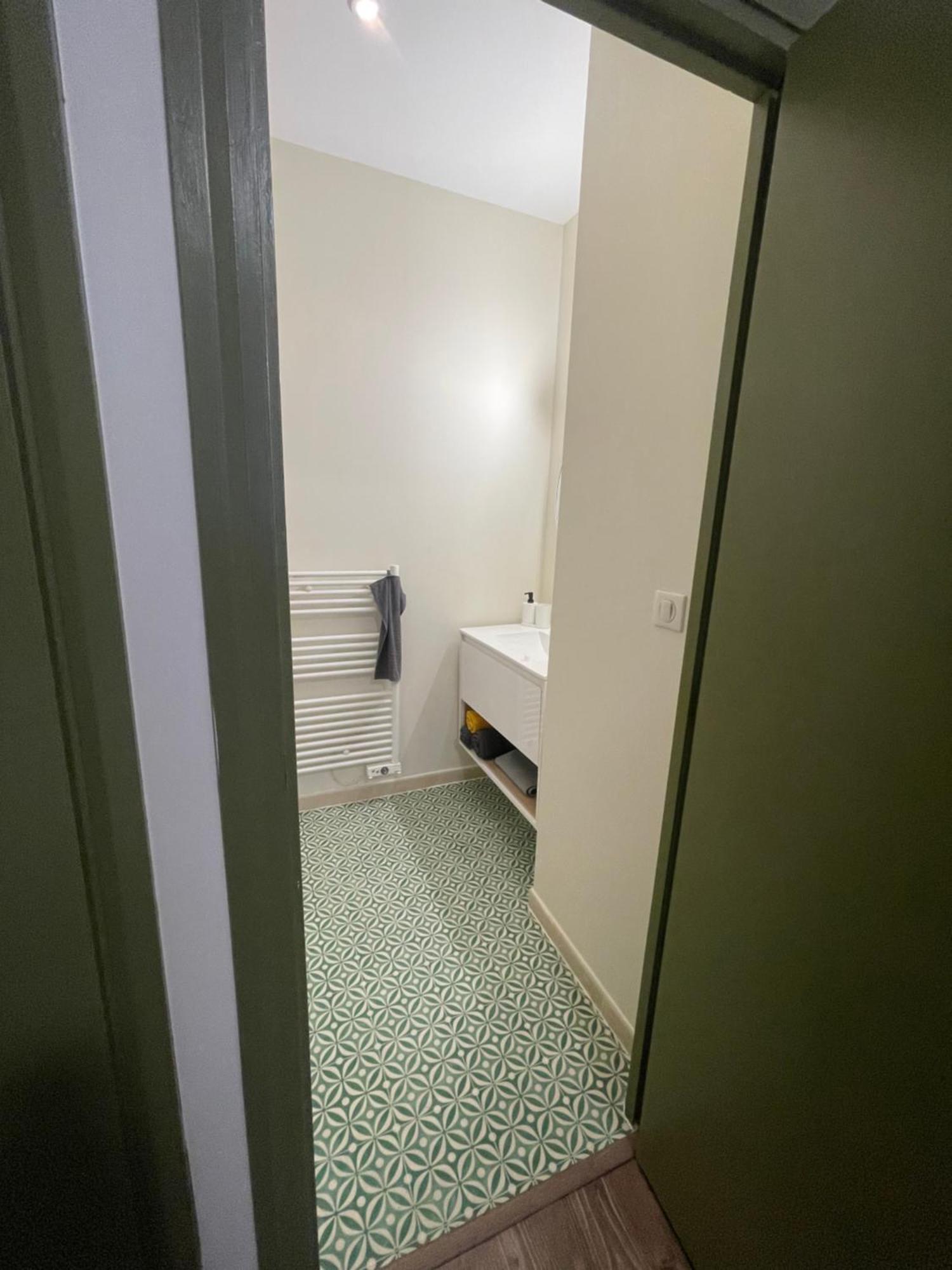 Appartement Au Coeur Du Centre Ville De 카르카손 외부 사진