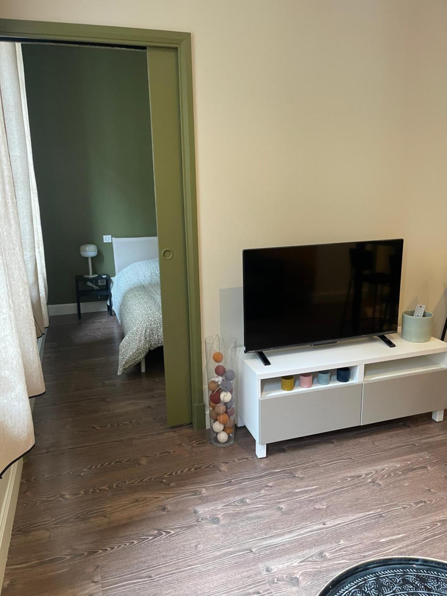 Appartement Au Coeur Du Centre Ville De 카르카손 외부 사진